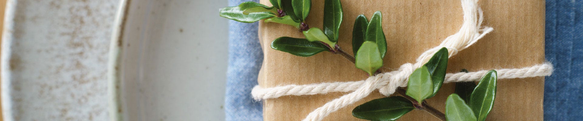 Kaksi kattausta jouluun - Joulukattaus.