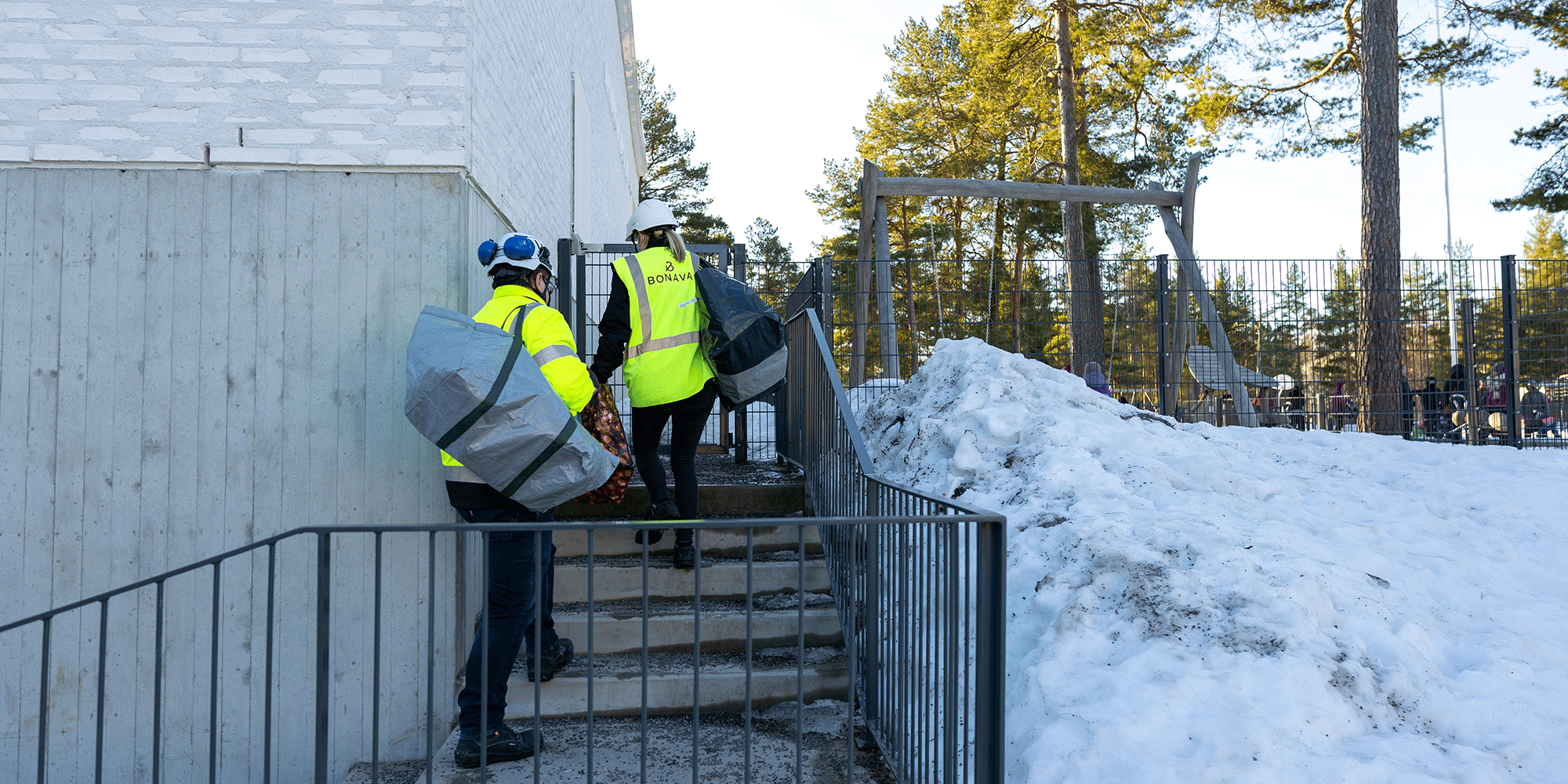 Uusi elämä turvavarusteille - Bonavan työturvallisuuskulttuuri - varusteet kiertoon.